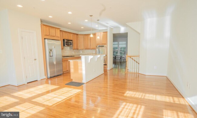 Building Photo - 434 Lady Fern Pl