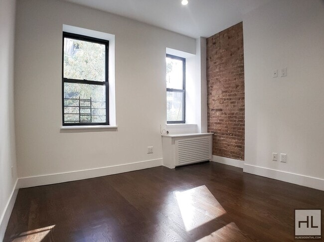 Building Photo - EAST 49 STREET