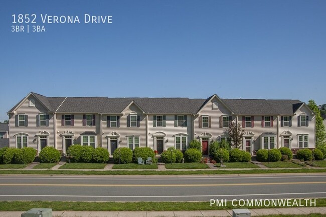 Building Photo - 1852 Verona Dr