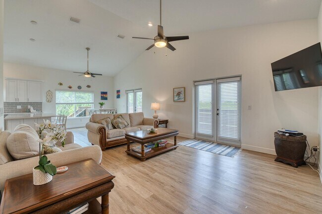 Foto del edificio - 6602 S Sherrill St