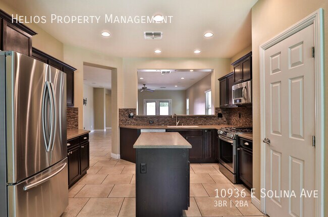 Building Photo - Stunning Mesa 3bed 2bath home