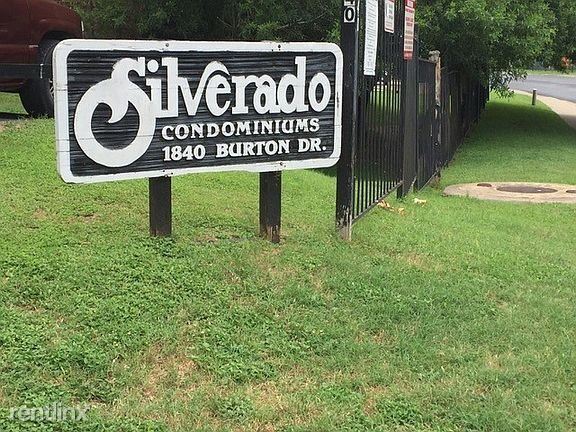 Foto del edificio - 1840 Burton Dr