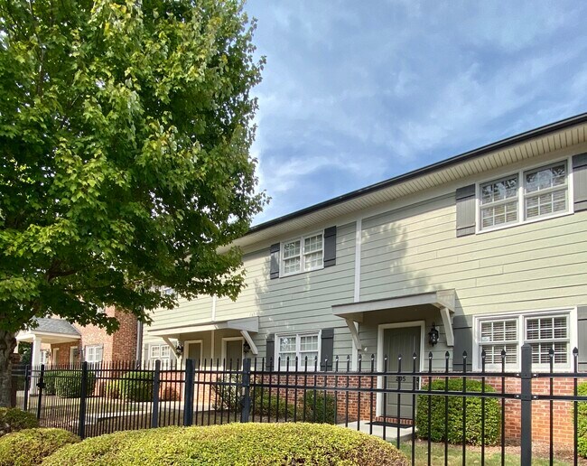 209 Calhoun St, Clemson, SC 29631 Townhome Rentals in Clemson SC