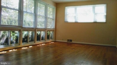 Building Photo - 4009 Weller Rd