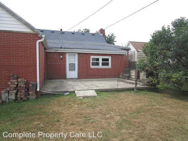 Building Photo - 3 br, 1 bath House - 521 N Meridian