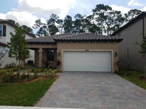 Foto principal - 4354 Buena Tara Dr
