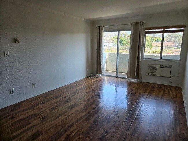 Foto del edificio - Culver city Condo for rent minutes to down...