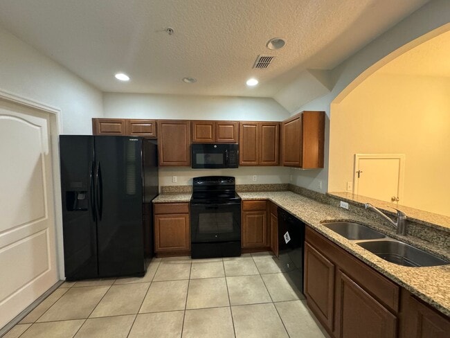 Building Photo - 3Bedroom 2Bath Townhouse Ocoee ~ Tour now