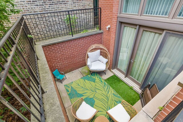 Building Photo - 3404 N Seminary Ave