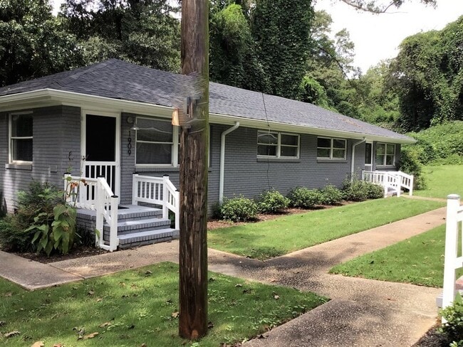 Photo - 1907 Lyle Ave House