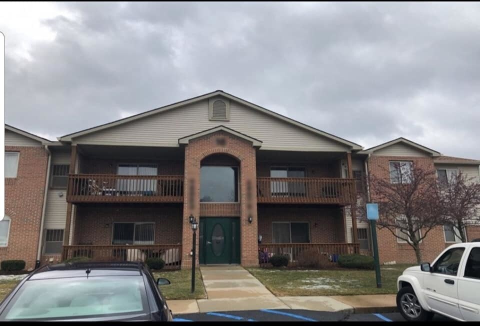 46069 Tallgrass Ct, Belleville, MI 48111 Condo for Rent in Belleville
