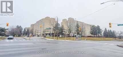 Building Photo - 326 Major Mackenzie Dr E