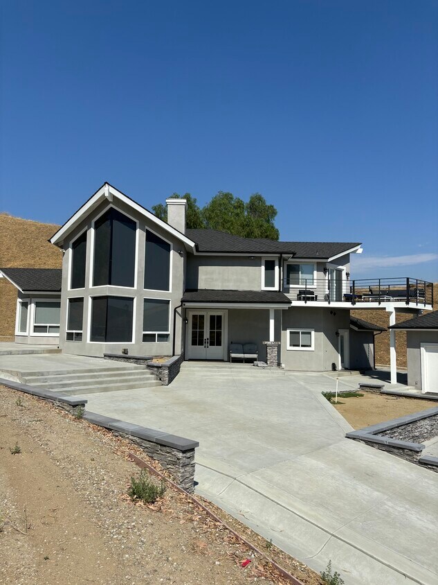 Primary Photo - 29500 Live Oak Canyon Rd