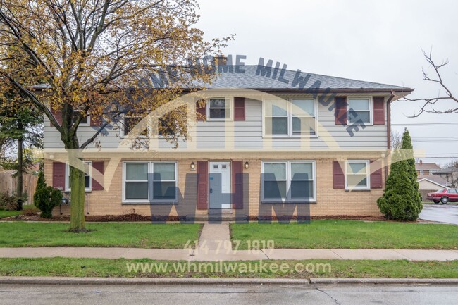 Building Photo - 9101 W Morgan Ave