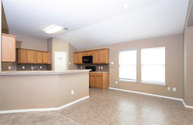 Building Photo - 9618 Red Rugosa Dr