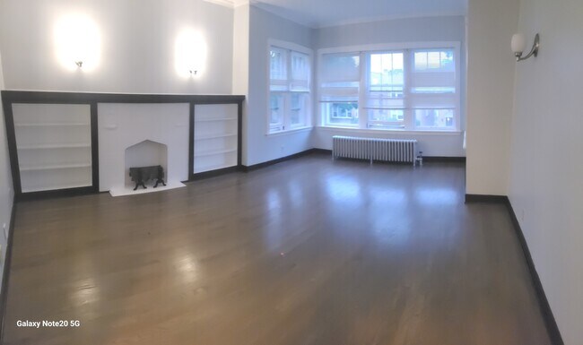 Building Photo - 4831 Wright Terrace