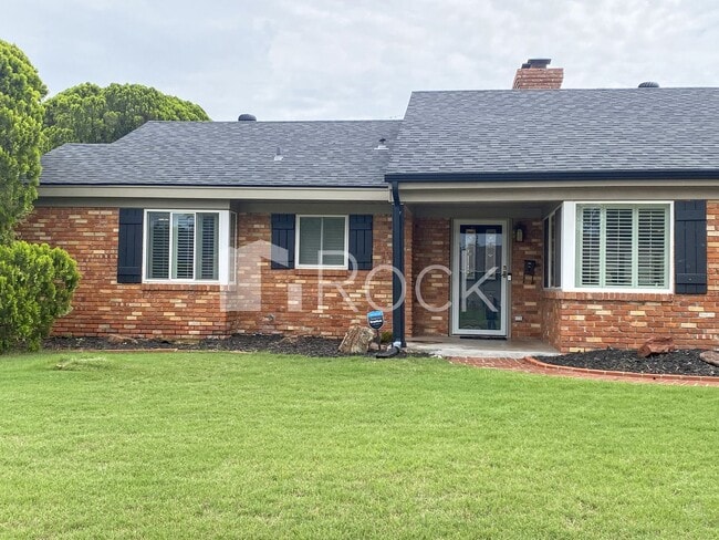 Photo - 3308 NW 60th St House