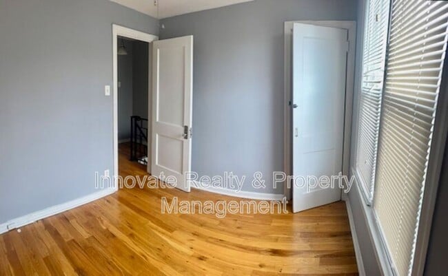 Photo - 3726 Richmond St House