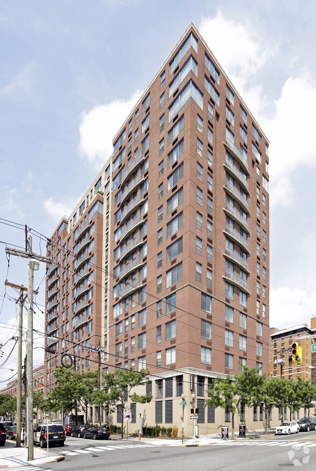 Building Photo - 77 Park Avenue