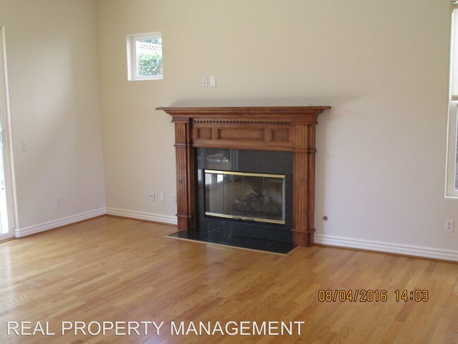 Building Photo - 156 Chinquapin Ave