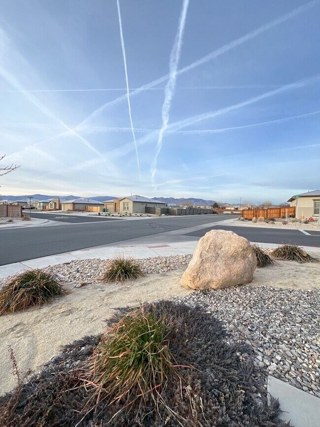 Building Photo - 158 Jennys Ln