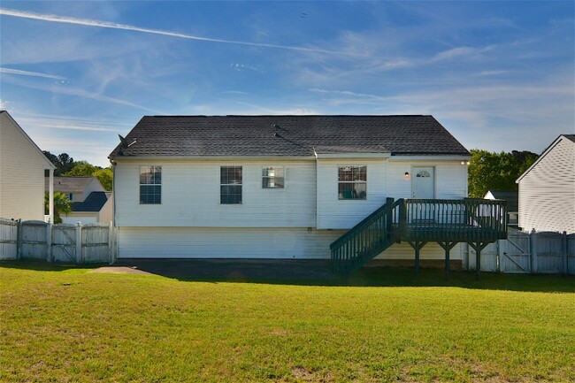 Building Photo - 212 Sugar Mill Rd