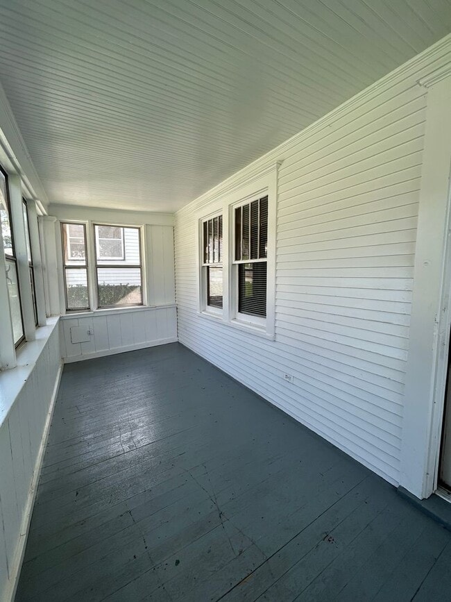Building Photo - 3516 N 47th Ave