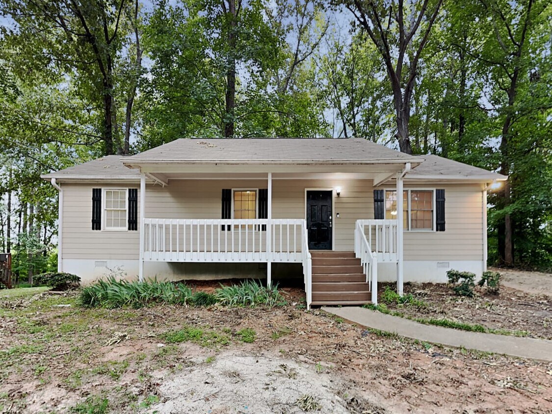 273 Indian Creek Dr House Rental in Powder Springs, GA