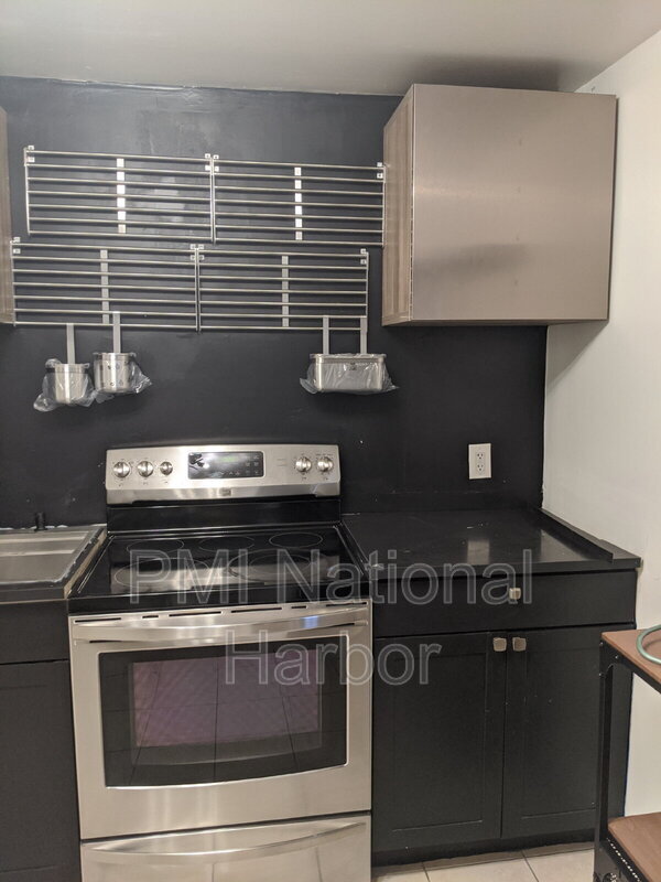 Foto del edificio - 702 Leeward Ct