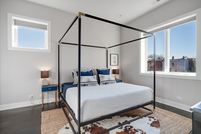 Foto del edificio - 2505 W Potomac Ave