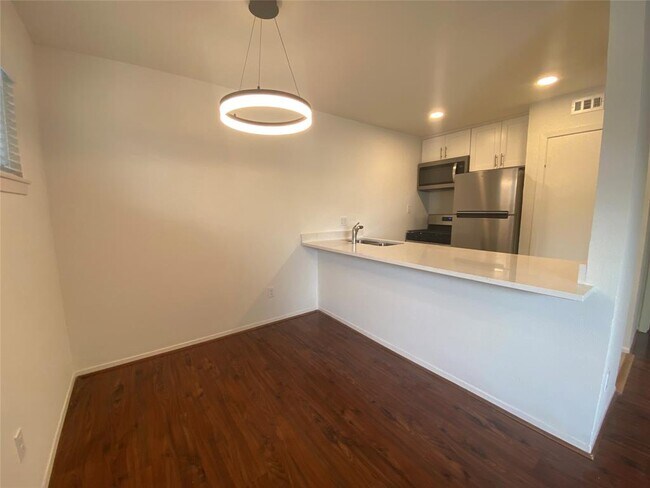 Building Photo - 1222 Welch St