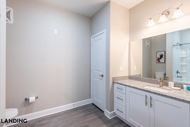 Foto del edificio - 5353 US-27