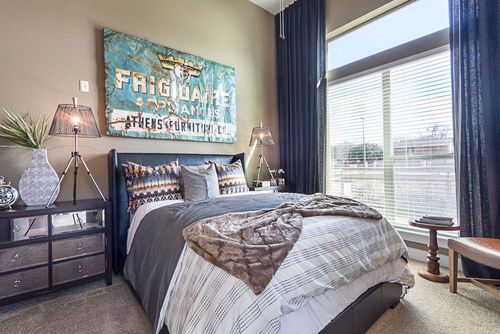 Building Photo - 3030 Hester Ave