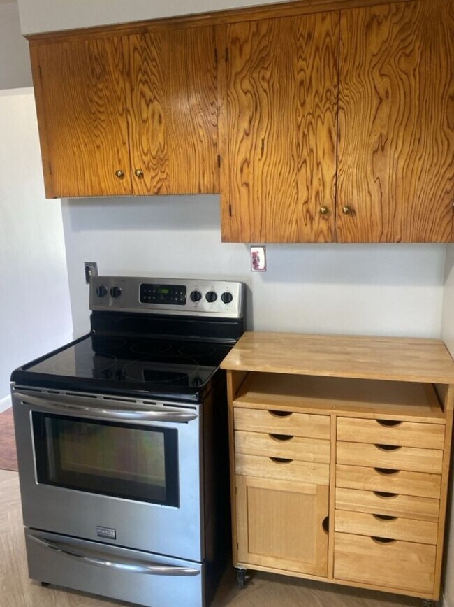 Foto del edificio - 1470 Ruge St NW