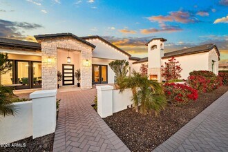 Building Photo - 5348 W Encanto Verde