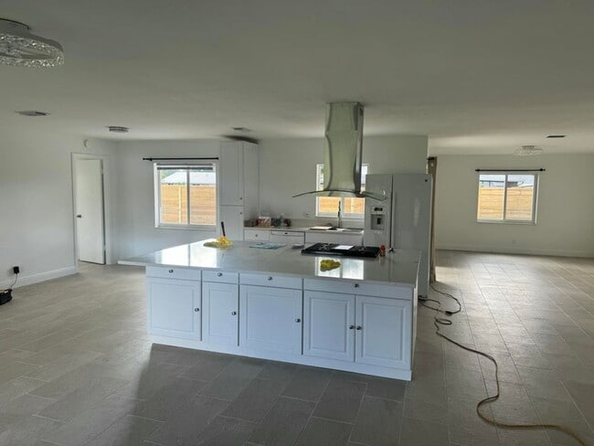 Building Photo - 4735 Blue Pine Cir