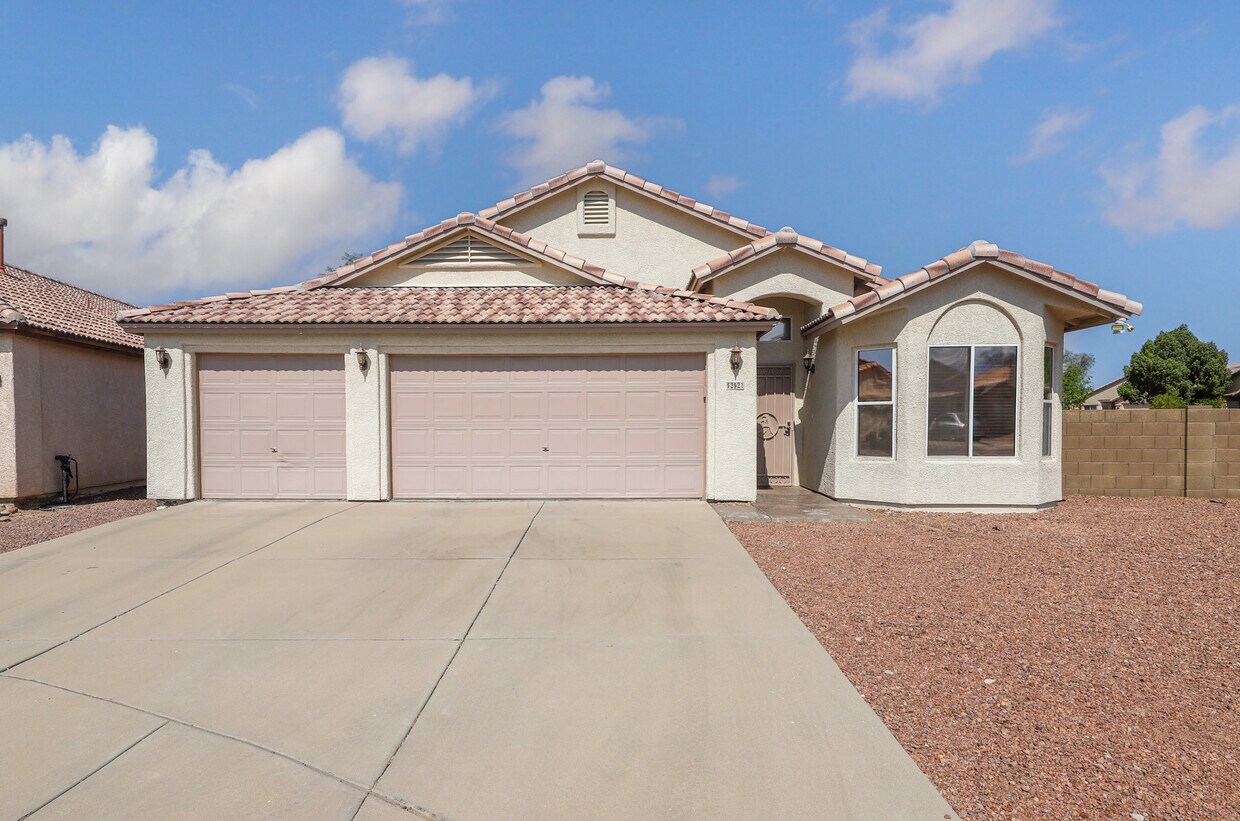 Foto principal - 2921 River Creek Pl
