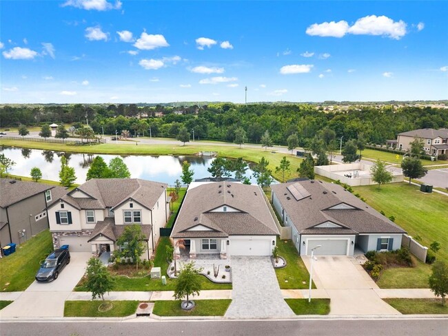 Building Photo - 7278 Pool Compass Loop