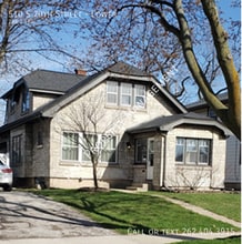 Building Photo - 510 S 70th St