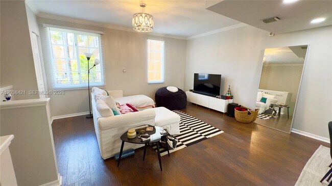 Foto del edificio - 2845 NE 185th St