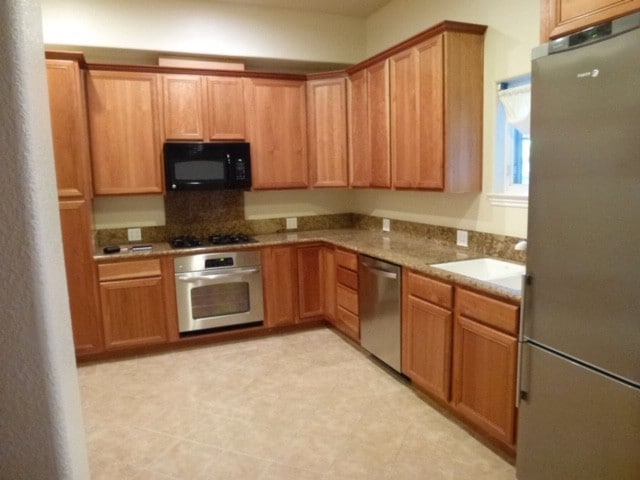 Building Photo - 435 Sheridan Ave