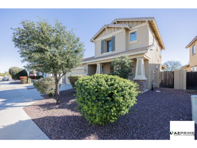 Building Photo - Exquisite 3/2.5 Laveen Home!