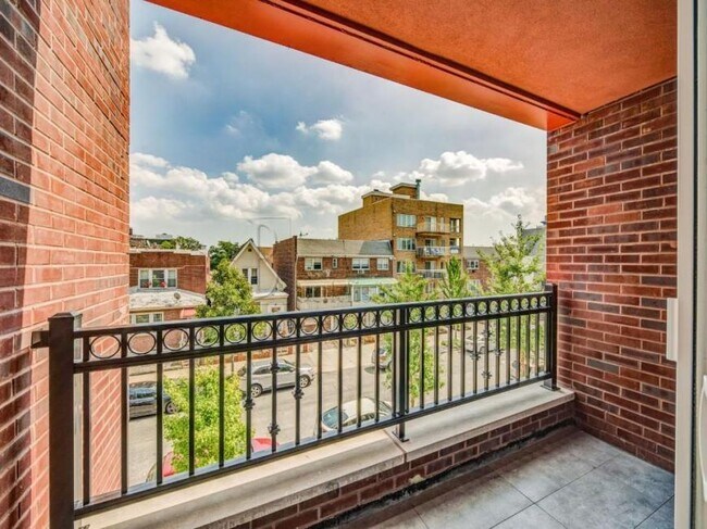 Foto del edificio - 1 bedroom in ASTORIA NY 11103