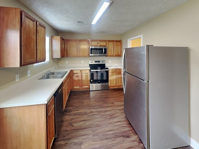 Foto del edificio - 2669 New Port Royal Rd