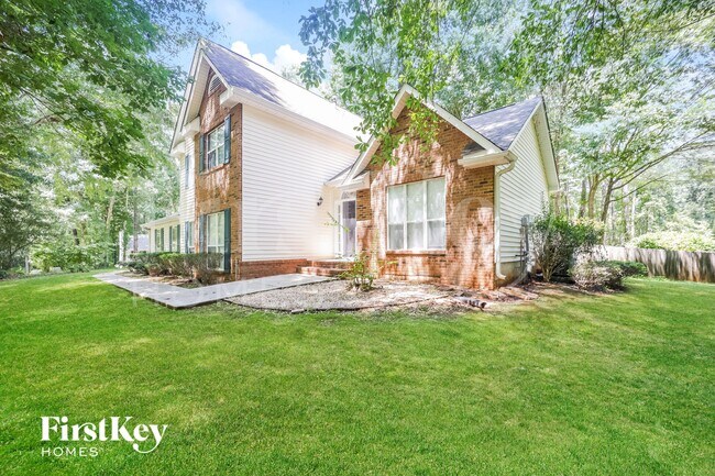 Foto del edificio - 42 Treetop Ln