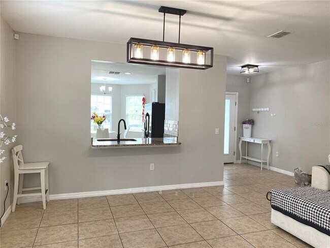 Building Photo - 8948 Mondial Ct