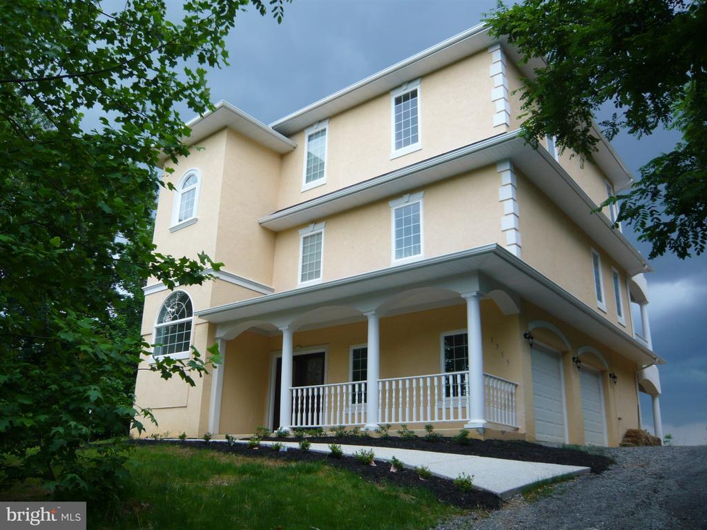Primary Photo - 1355 N Independence Dr