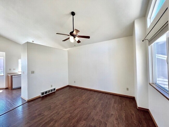Foto del edificio - 4 Bedroom Home in Pronghorn Glen with Moun...