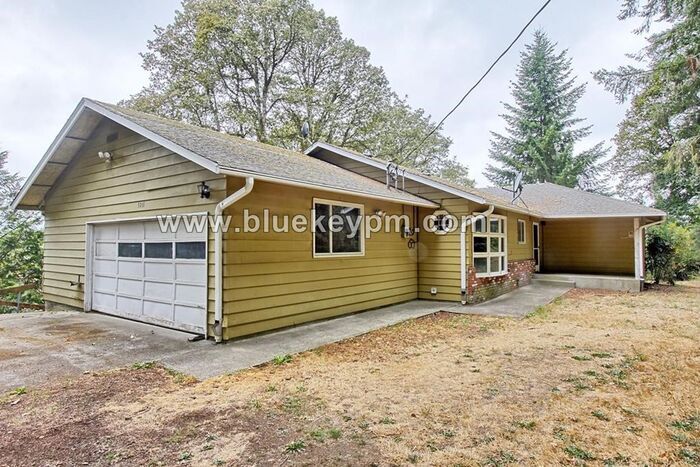 Primary Photo - 2 Acres, 2 Decks, 2 Kitchens, Large 3 Bed,...