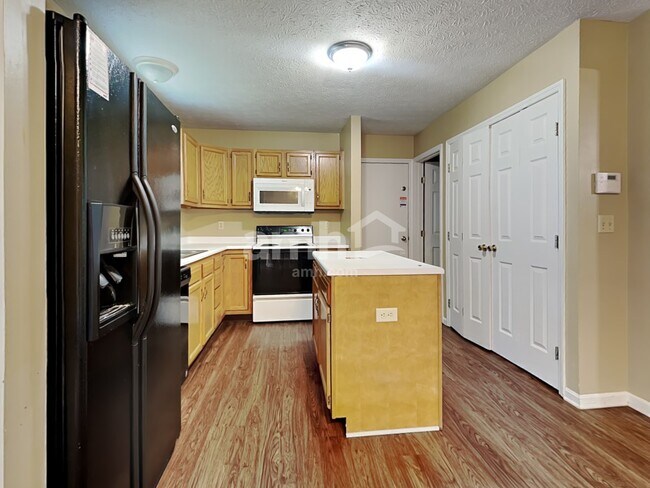 Foto del edificio - 1415 E Kearney Ln